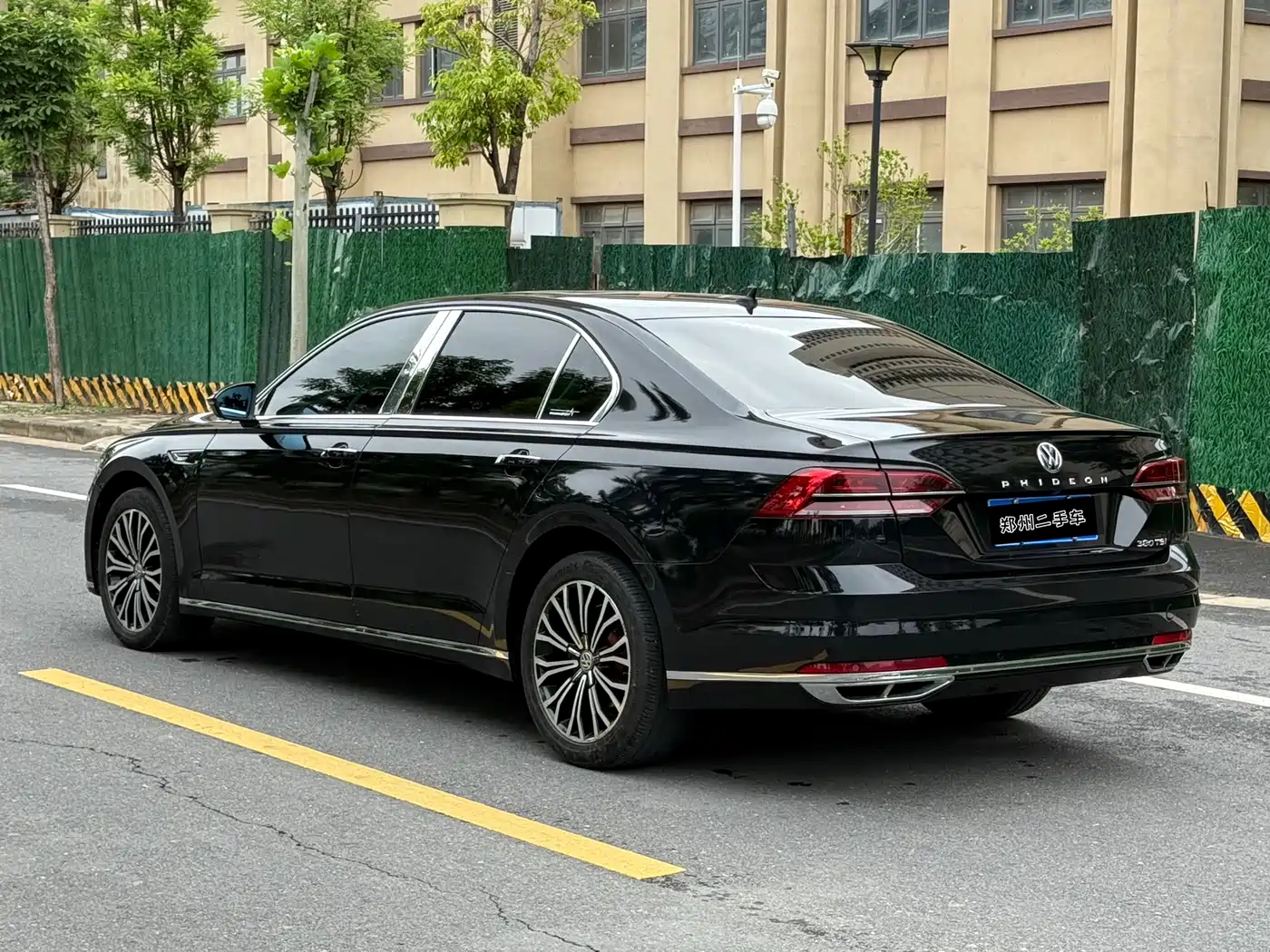 Volkswagen Phideon 2018 Facelift 380TSI FWD Business фото 6