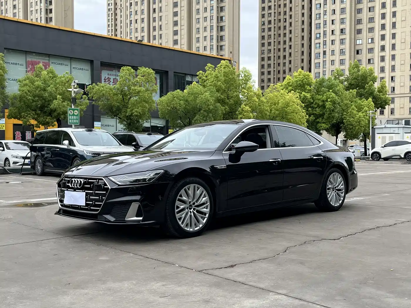 Audi A7L 2024 45TFSI S-line Dream Edition Crystal Package фото 4