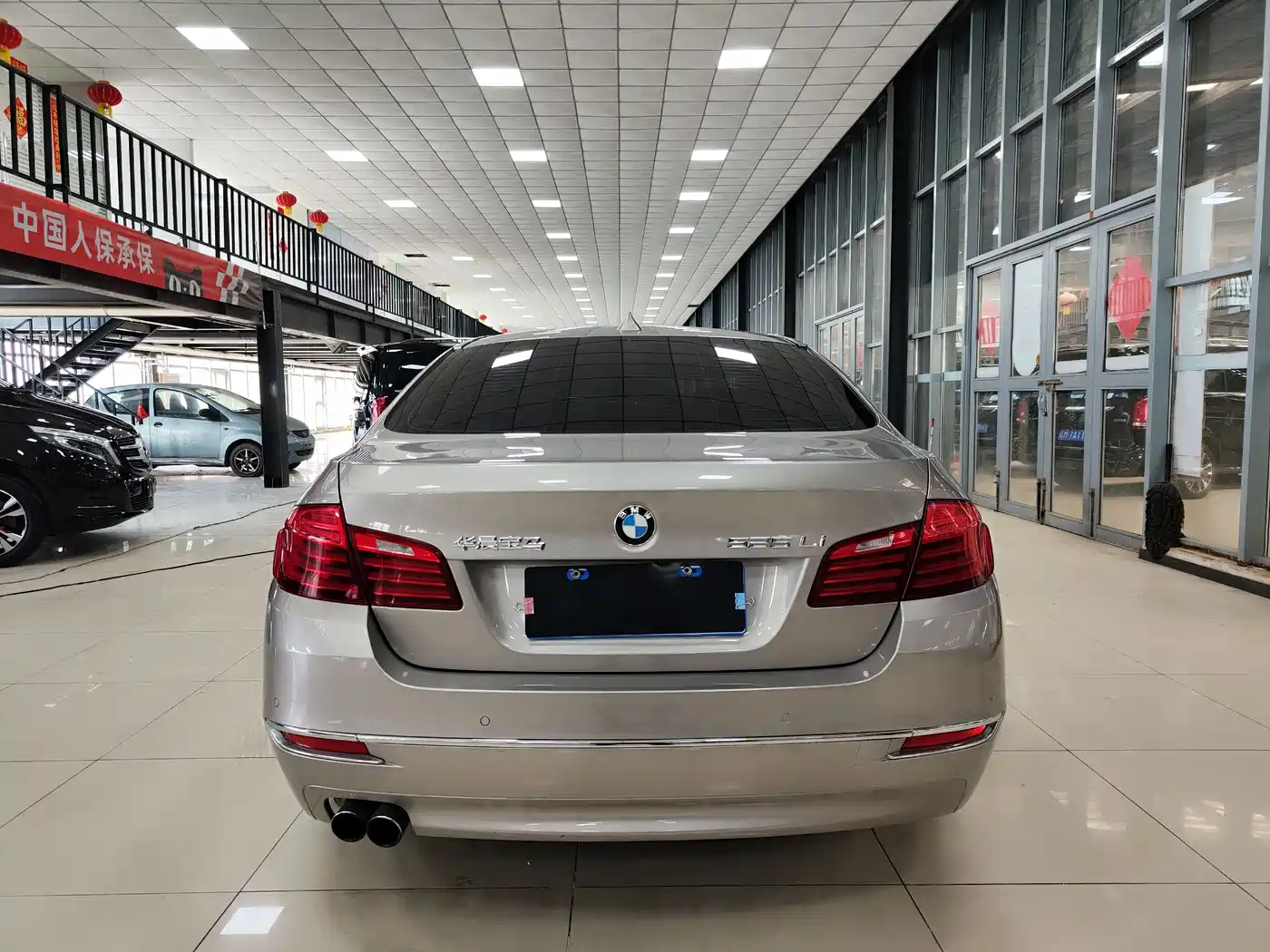 BMW 5 Series 2014 525Li Luxury Design Package фото 23