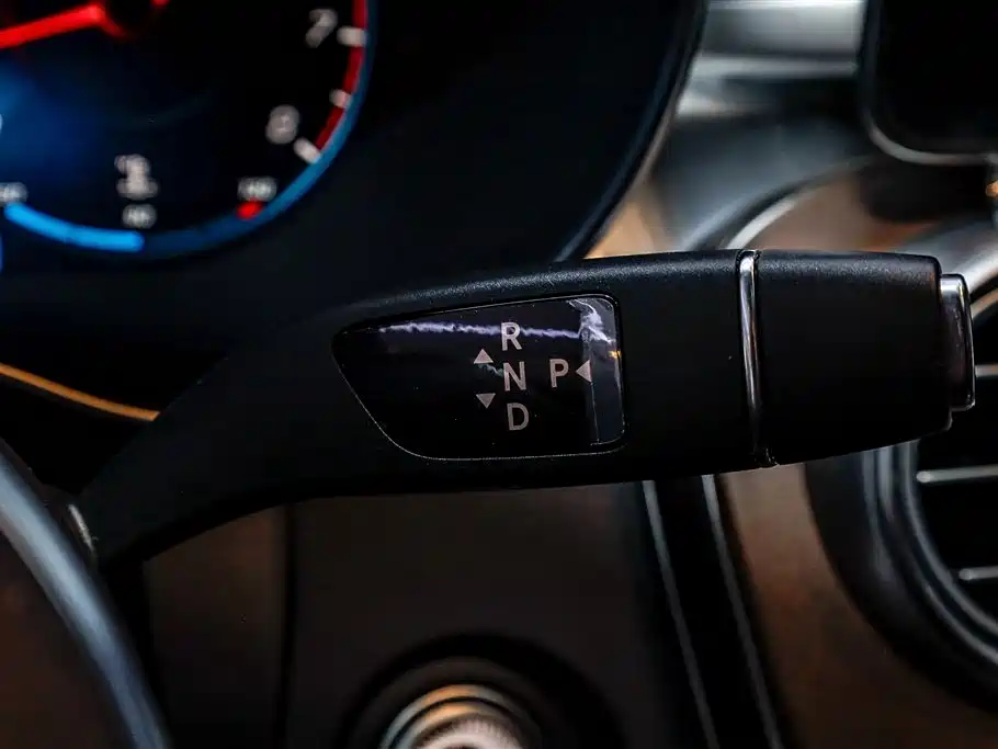 Mercedes-Benz GLC 2022 Facelift GLC 300 L 4MATIC Dynamic Collector's Edition фото 16