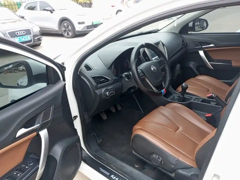 MG GT 2017 2016 Model 1.5L Manual Premium Luxury Edition