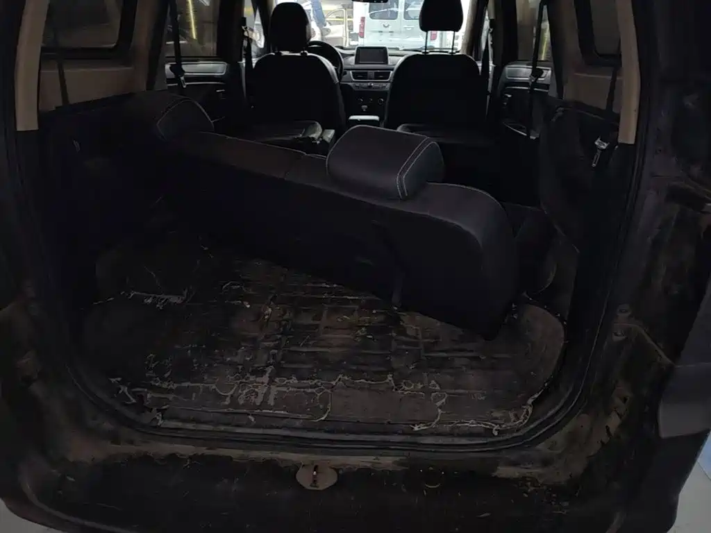 Dongfeng Fengguang Fengguang 330 2020 2019 1.5L 330S Manual Comfort China VI