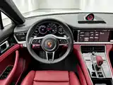 Photo 6 - Porsche Panamera