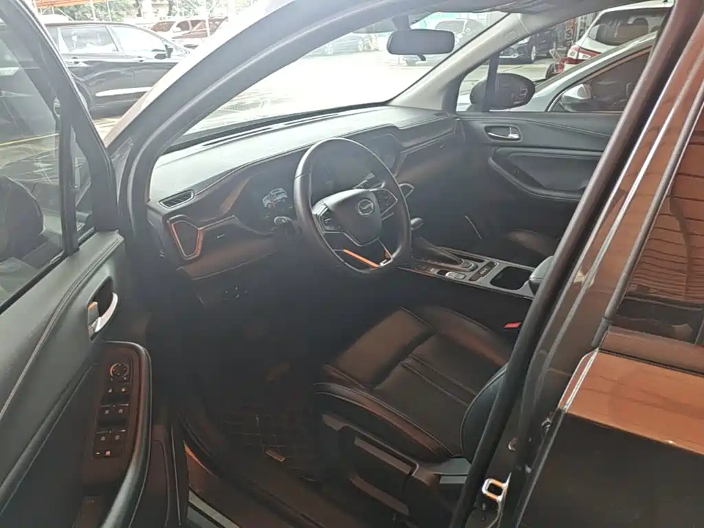 Фото 16 - GAC Trumpchi GS4