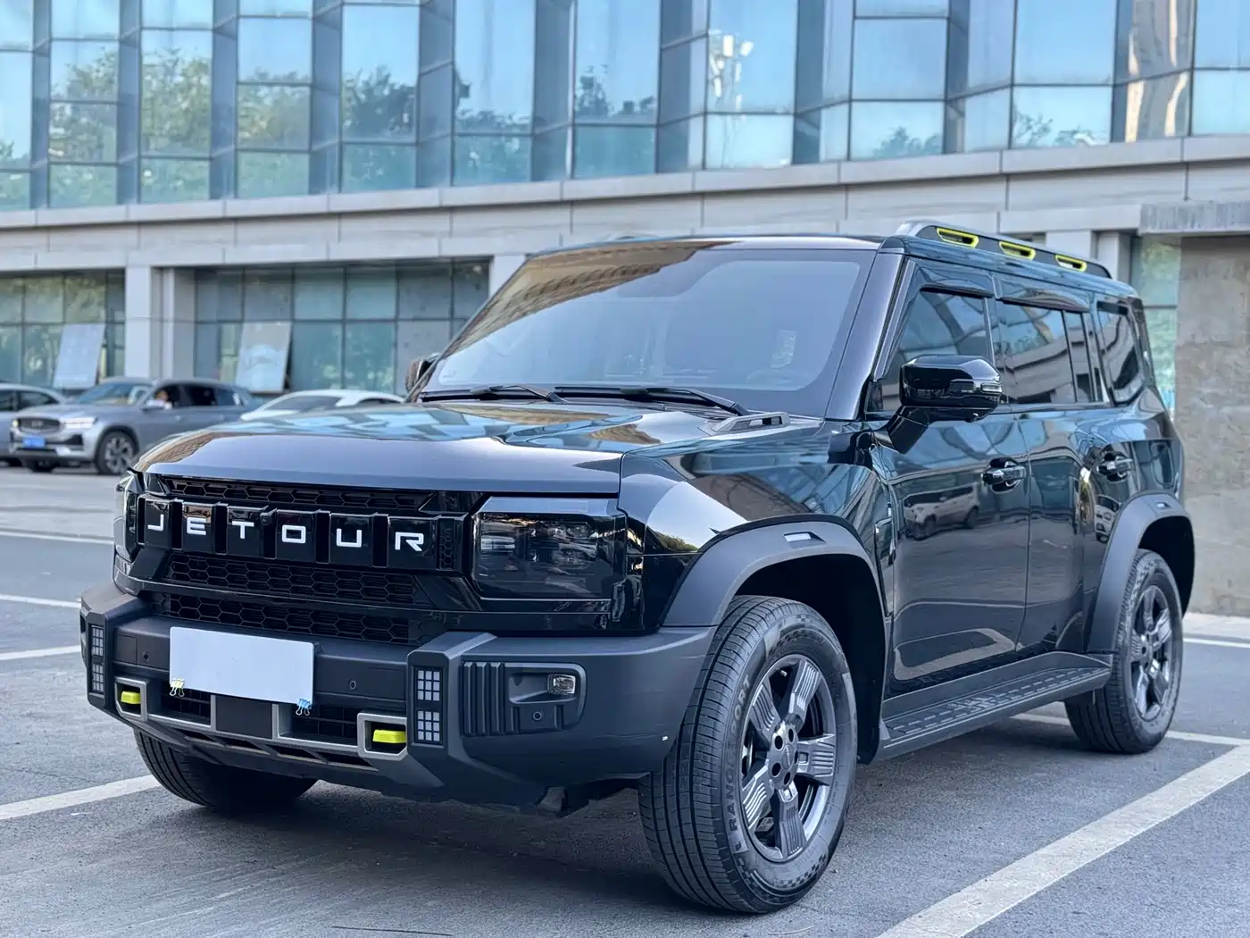 Jetour Traveler 2023 Model 1.5T 2WD Discovery PRO