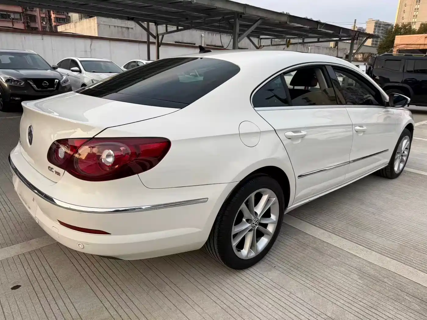 Volkswagen FAW-Volkswagen CC 2012 Model 2.0TSI Premium фото 12