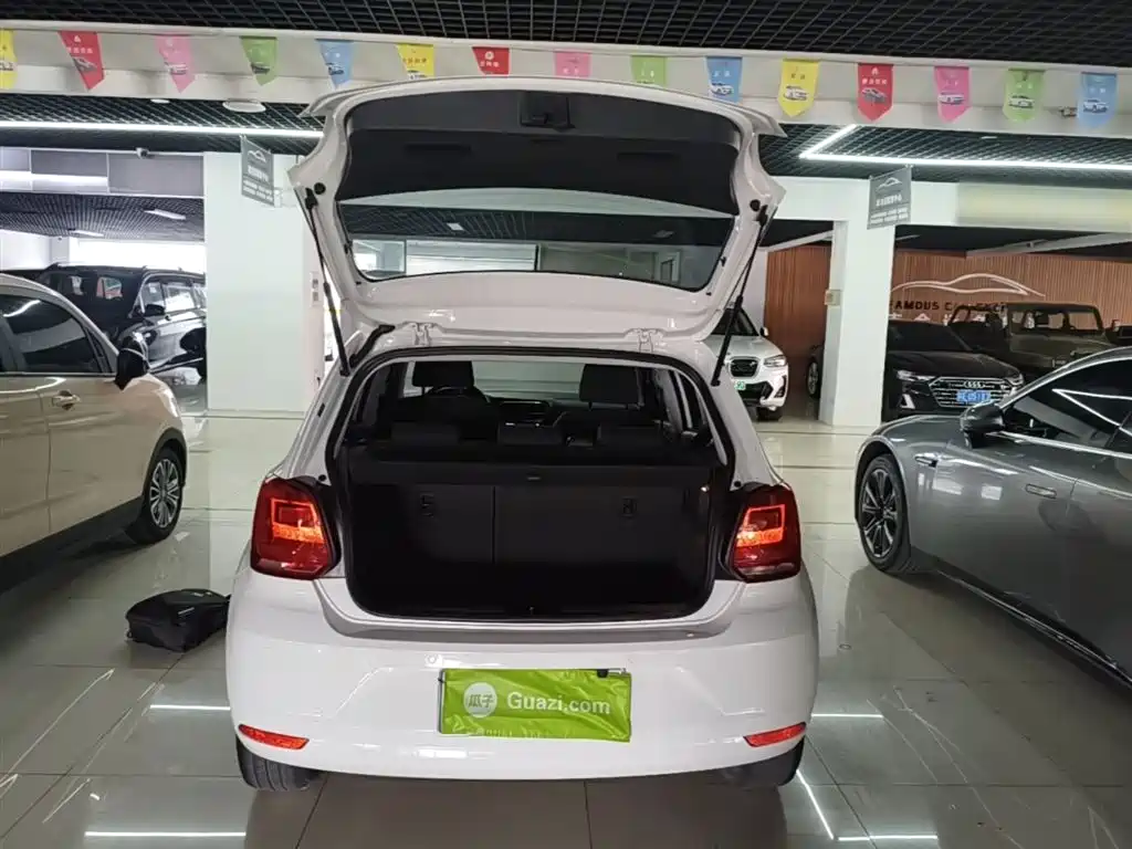 Volkswagen Polo 2018 1.5L Auto Comfort фото 19
