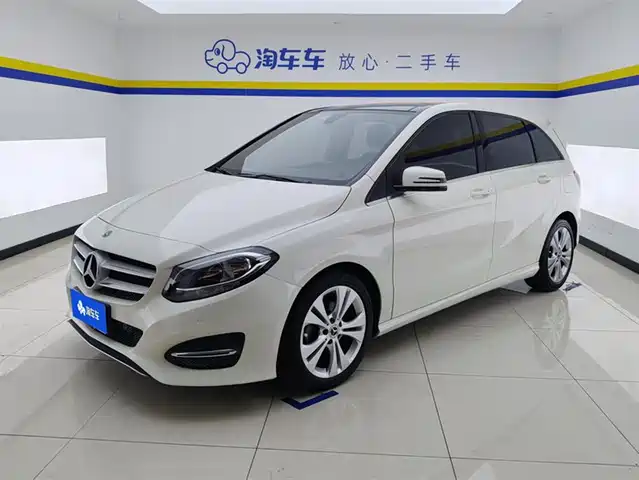 Mercedes-Benz B-Class 2018 B 200 Sport — фото 1