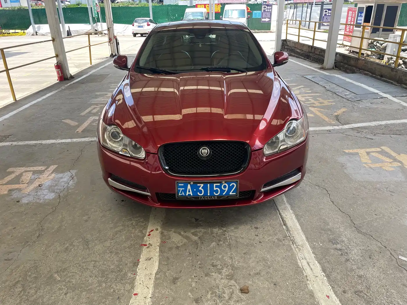 Фото 2 - Jaguar XF