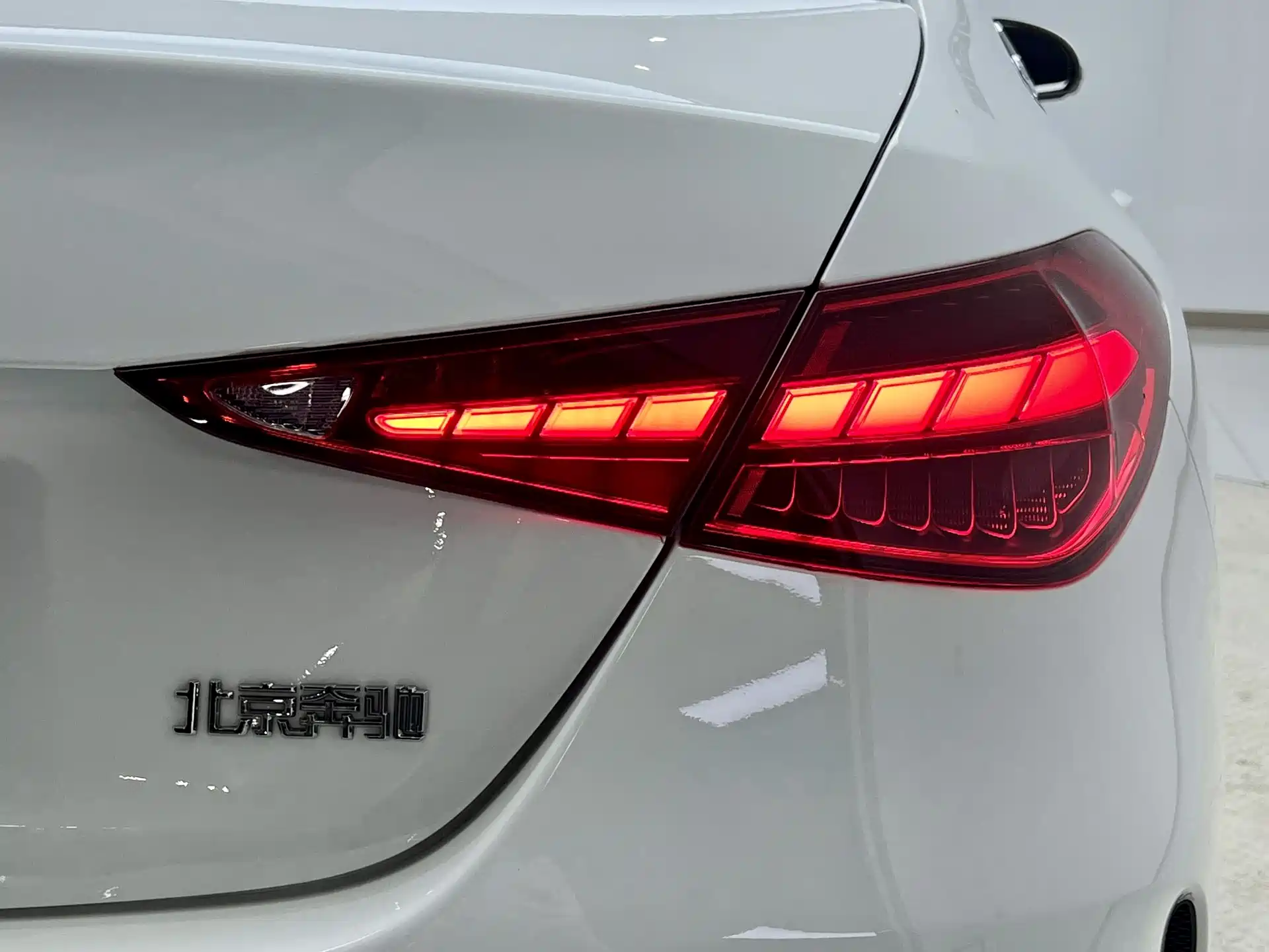 Фото 25 - Mercedes-Benz C-Class
