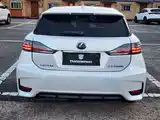 Фото 4 - Lexus CT