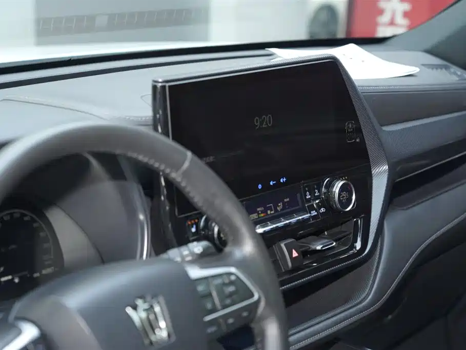 Toyota Crown Kluger 2022 2.5L HEV 4WD Premium Edition фото 16