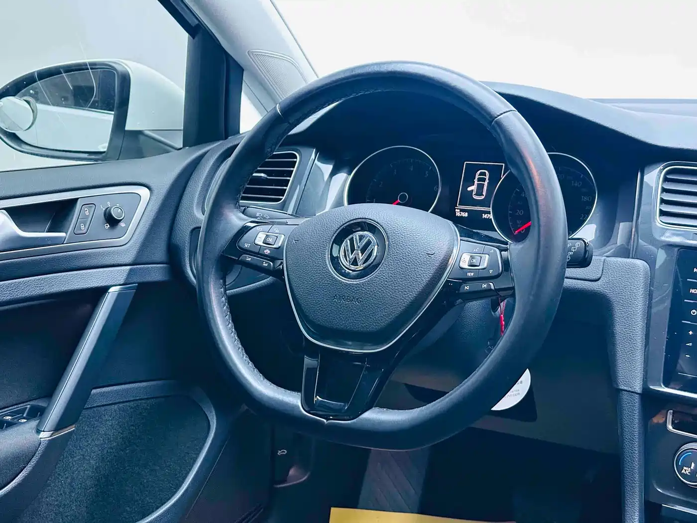 Volkswagen Golf 2019 200TSI DSG Comfort China VI фото 6