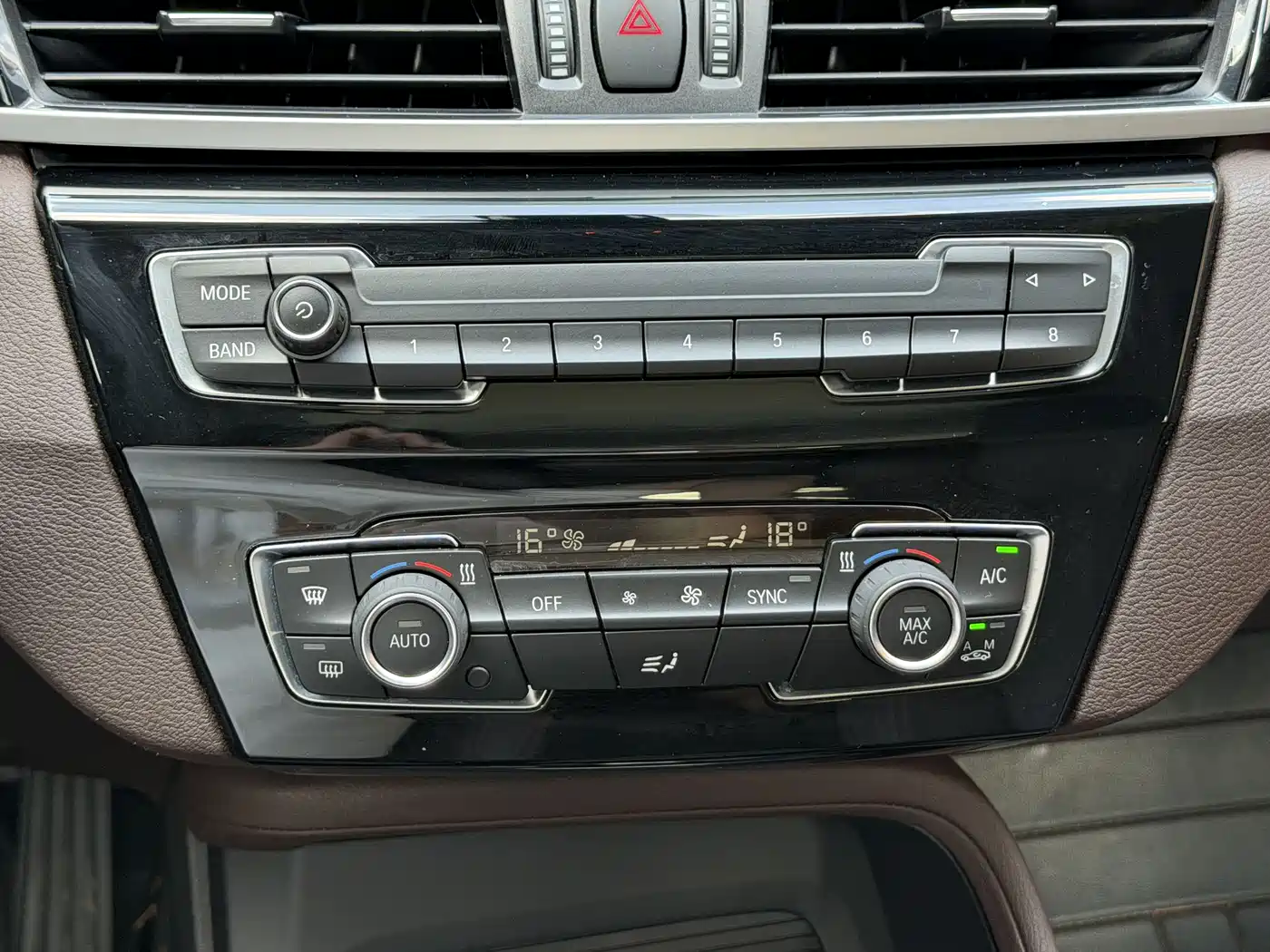 BMW X1 2022 sDrive25Li Leading фото 14