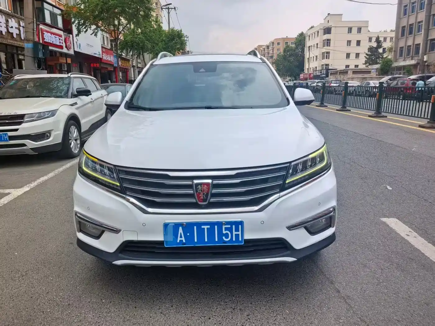 Roewe RX5 2017 2016 30T 4WD Automatic Internet Premium Edition