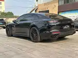 Photo 5 - Porsche Panamera
