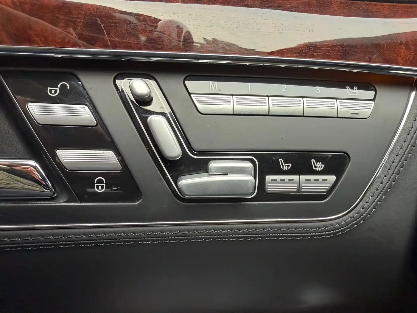 Mercedes-Benz S-Class 2008 Model S 600 L фото 8