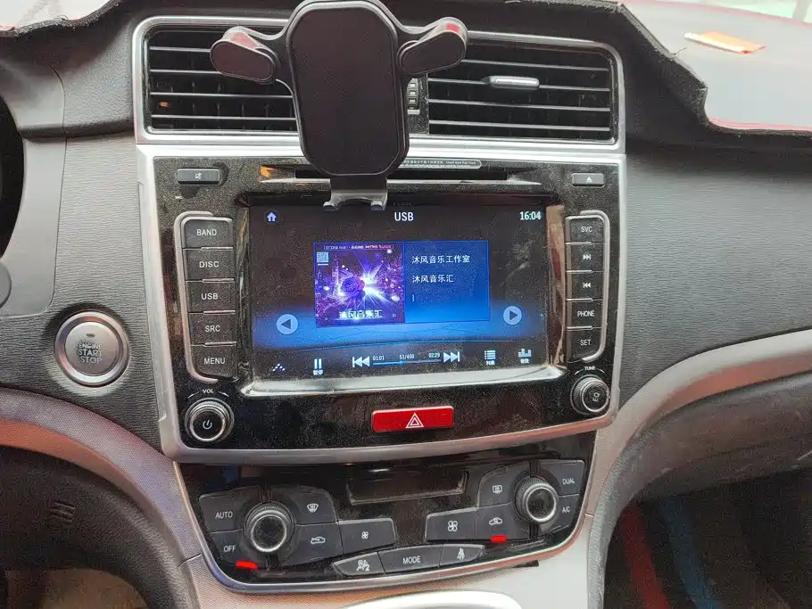 Фото 13 - Haval M6
