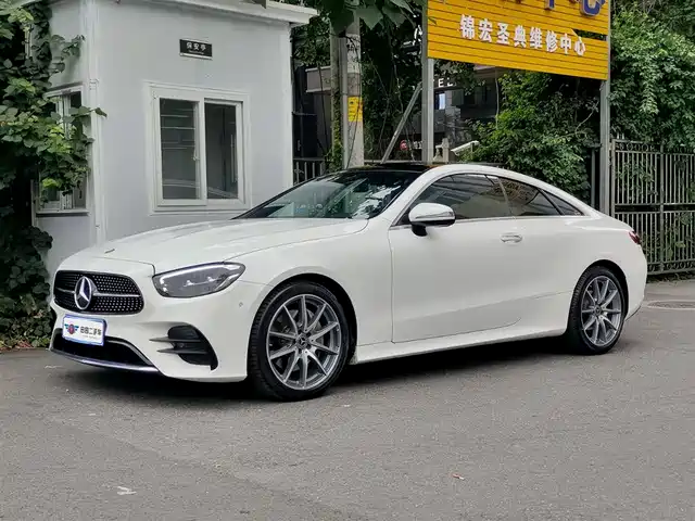 Mercedes-Benz E-Class Рестайлинг, E 260, купе