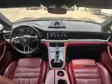 Photo 9 - Porsche Panamera