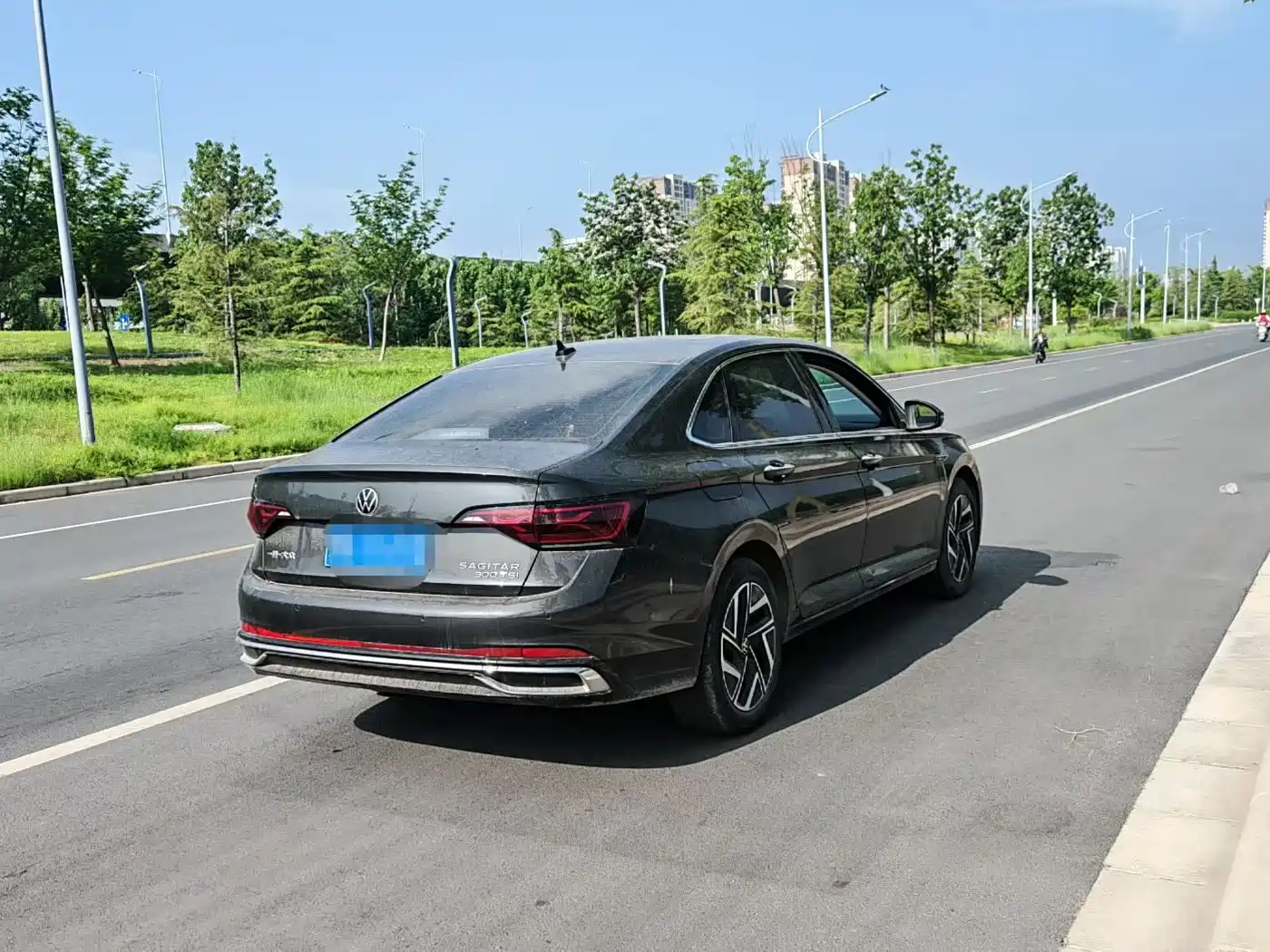 Volkswagen Sagitar 2024 300TSI DSG Flying Edition фото 9