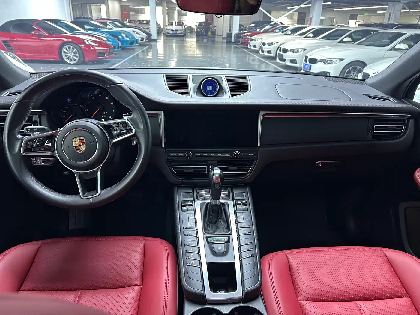 Porsche Macan 2018 Macan 2.0T фото 6