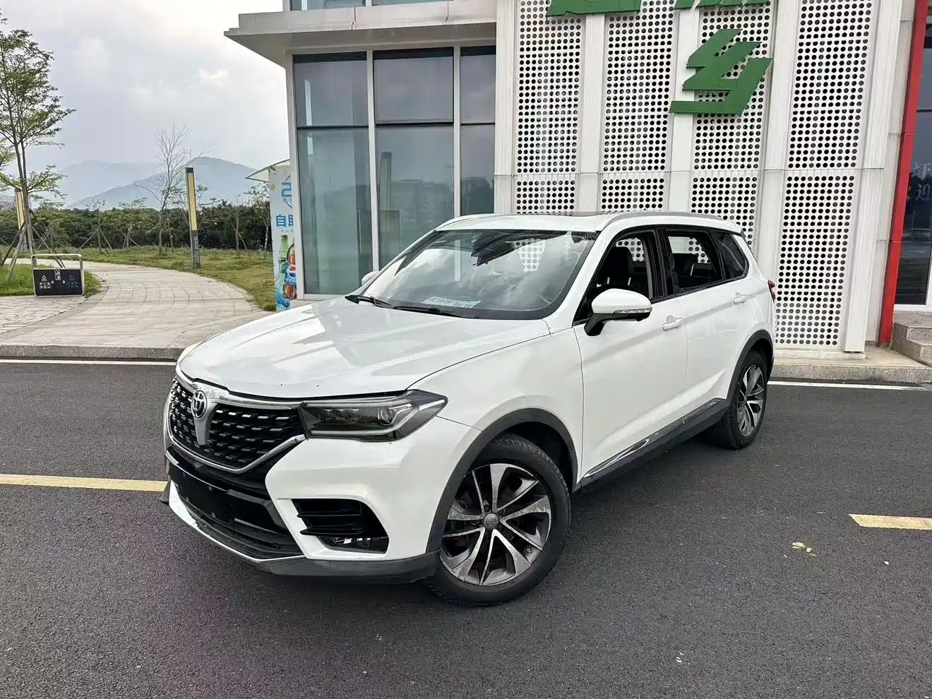 Zhonghua V7 2018 2018 280T DCT Luxury 5-seater