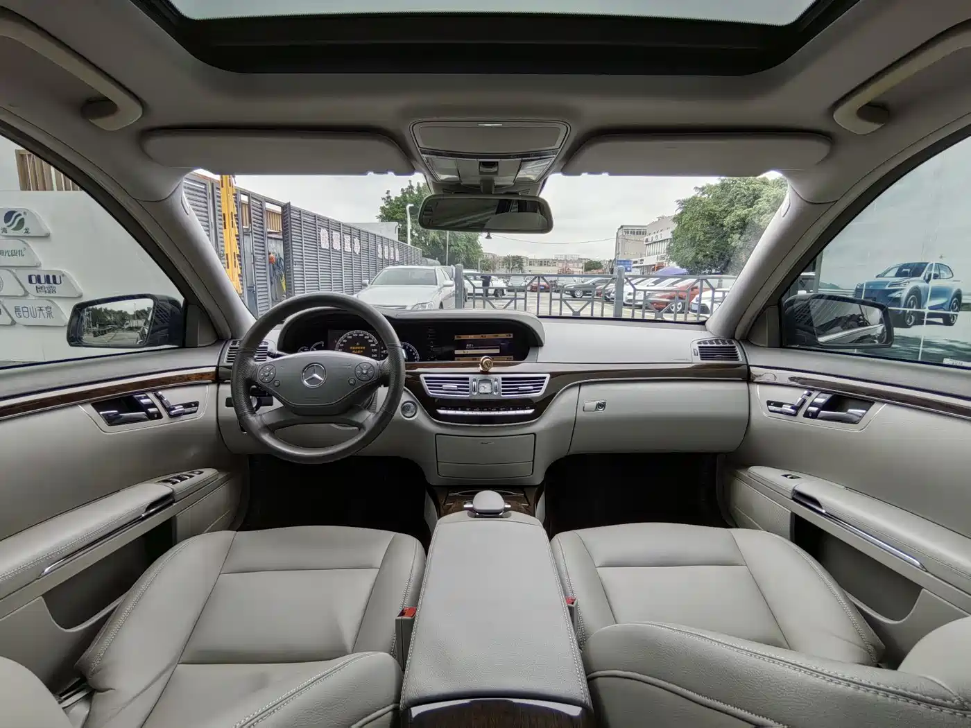 Mercedes-Benz S-Class 2010 S 300 L Premium фото 28