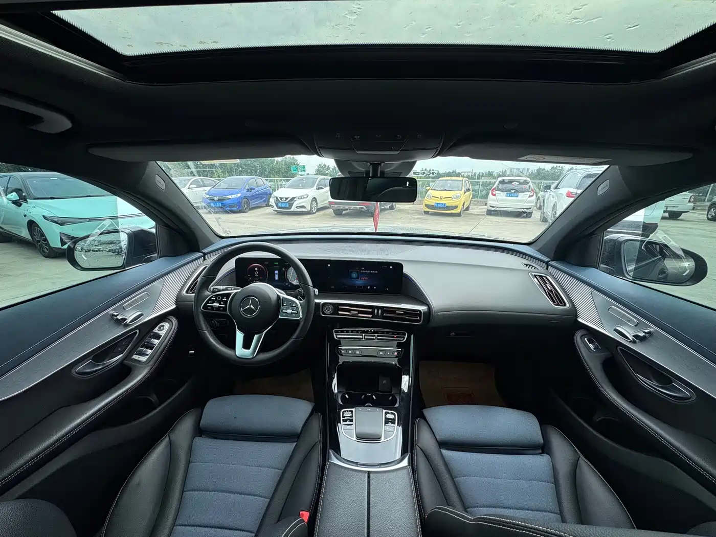 Mercedes-Benz EQC 2021 EQC 350 4MATIC фото 13