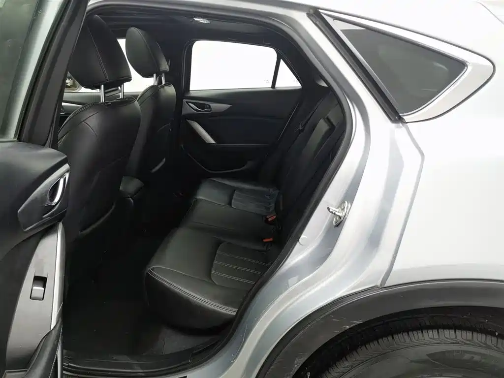 Mazda CX-4 2018 Model 2.0L Automatic 2WD Skyactiv Dynamic (China V) фото 15