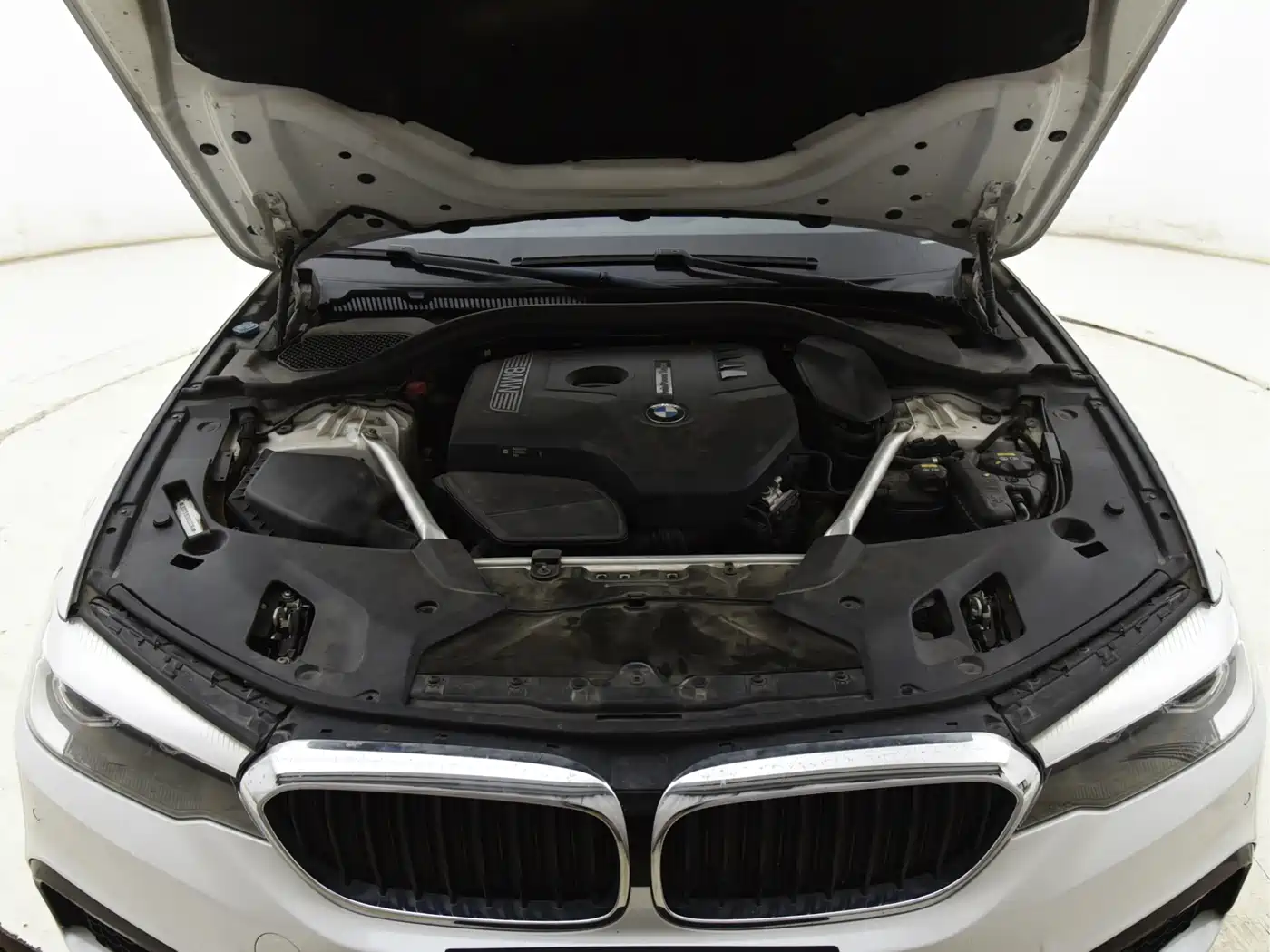 BMW 5 Series 2019 Facelift 530Li Leading M Sport Package фото 16