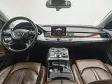 Photo 5 - Audi A8