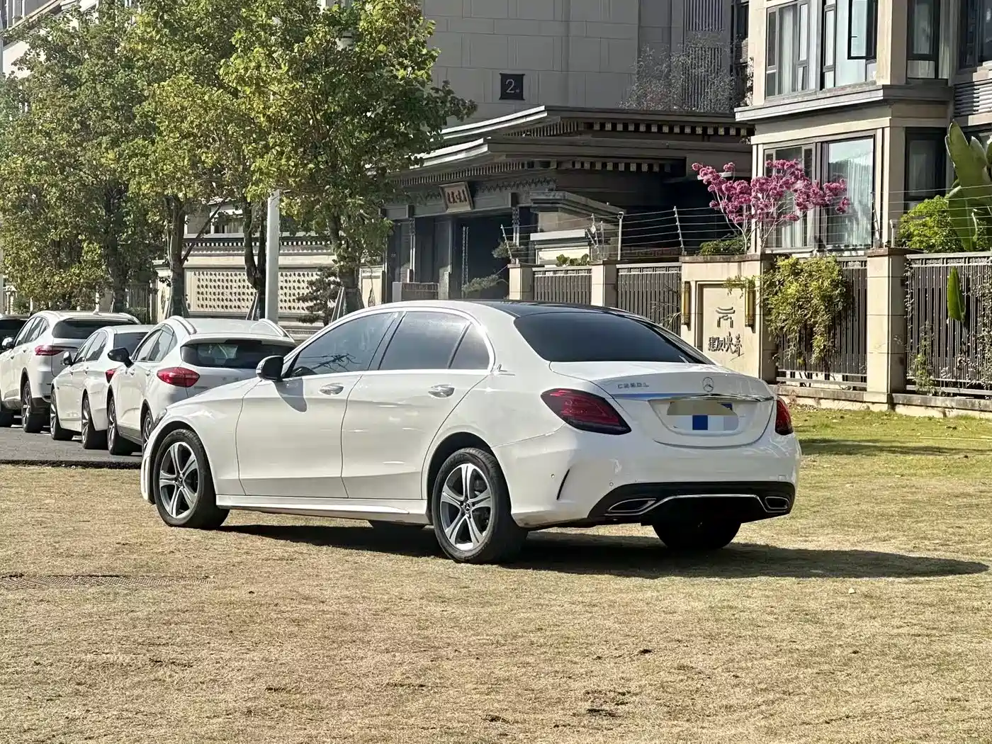 MERCEDES-BENZ C CLASS