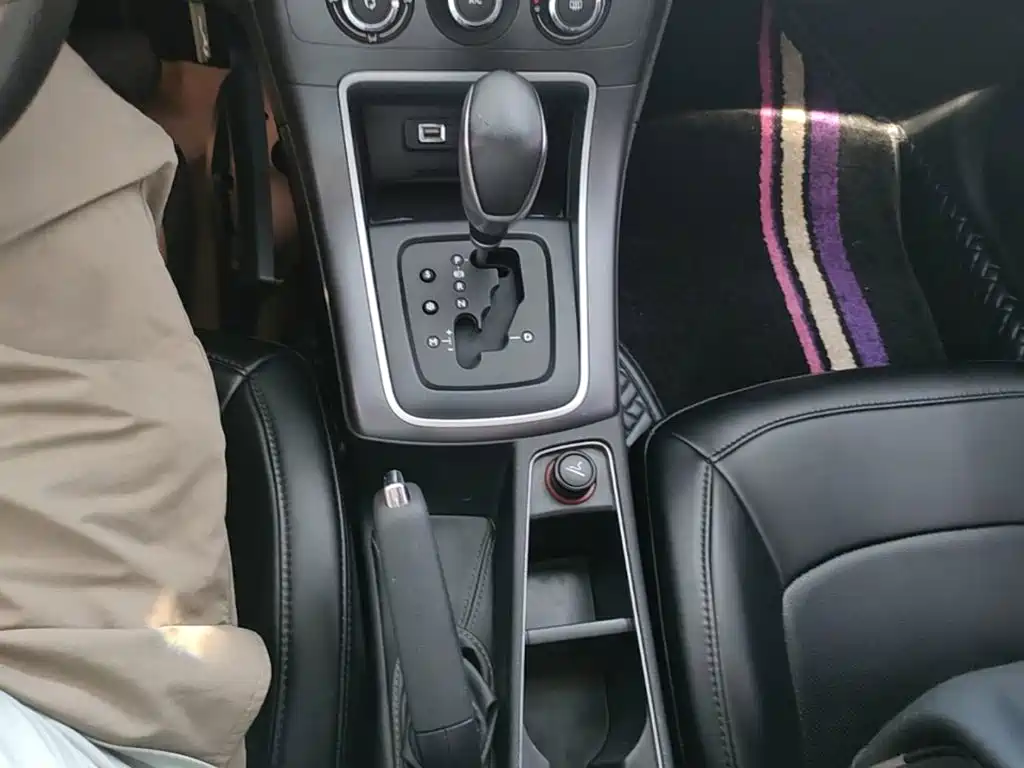 Citroën C4 C-Quatre 2016 2016 1.6L Automatic Comfort