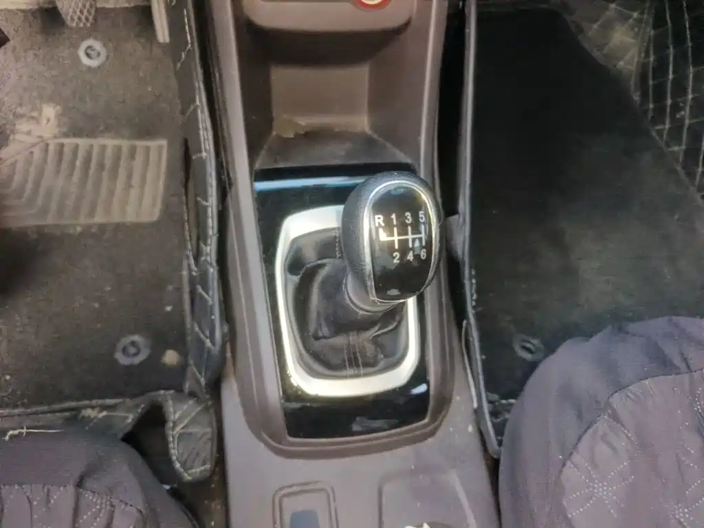 Baojun 310W 2018 2017 1.5L Manual Comfort China VI