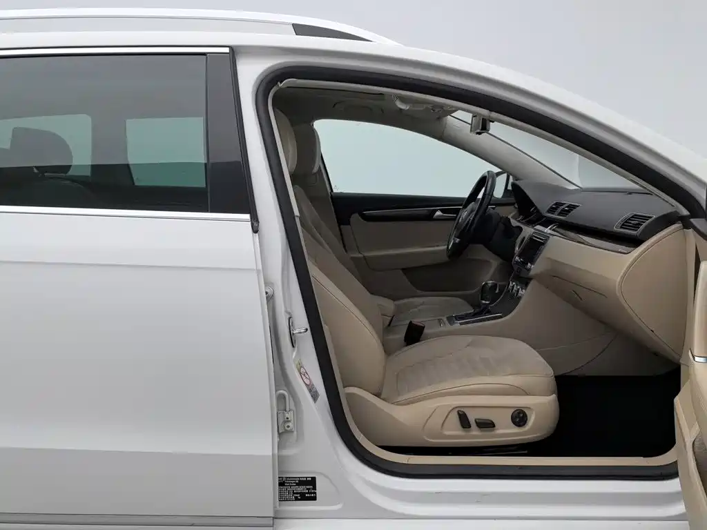 Volkswagen Magotan (Import) 2012 2012 Wagon 2.0TSI Comfort