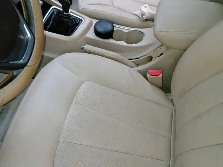 Baojun 730 2015 2014 1.5L Manual Comfort ESP Edition 7-Seater