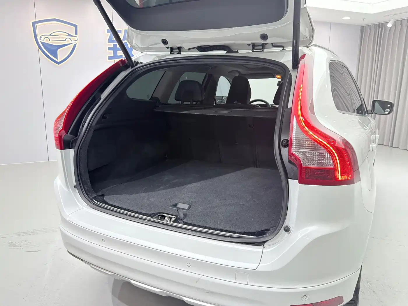 Volvo XC60 (Import) 2014 2014 Facelift T5 Elegance
