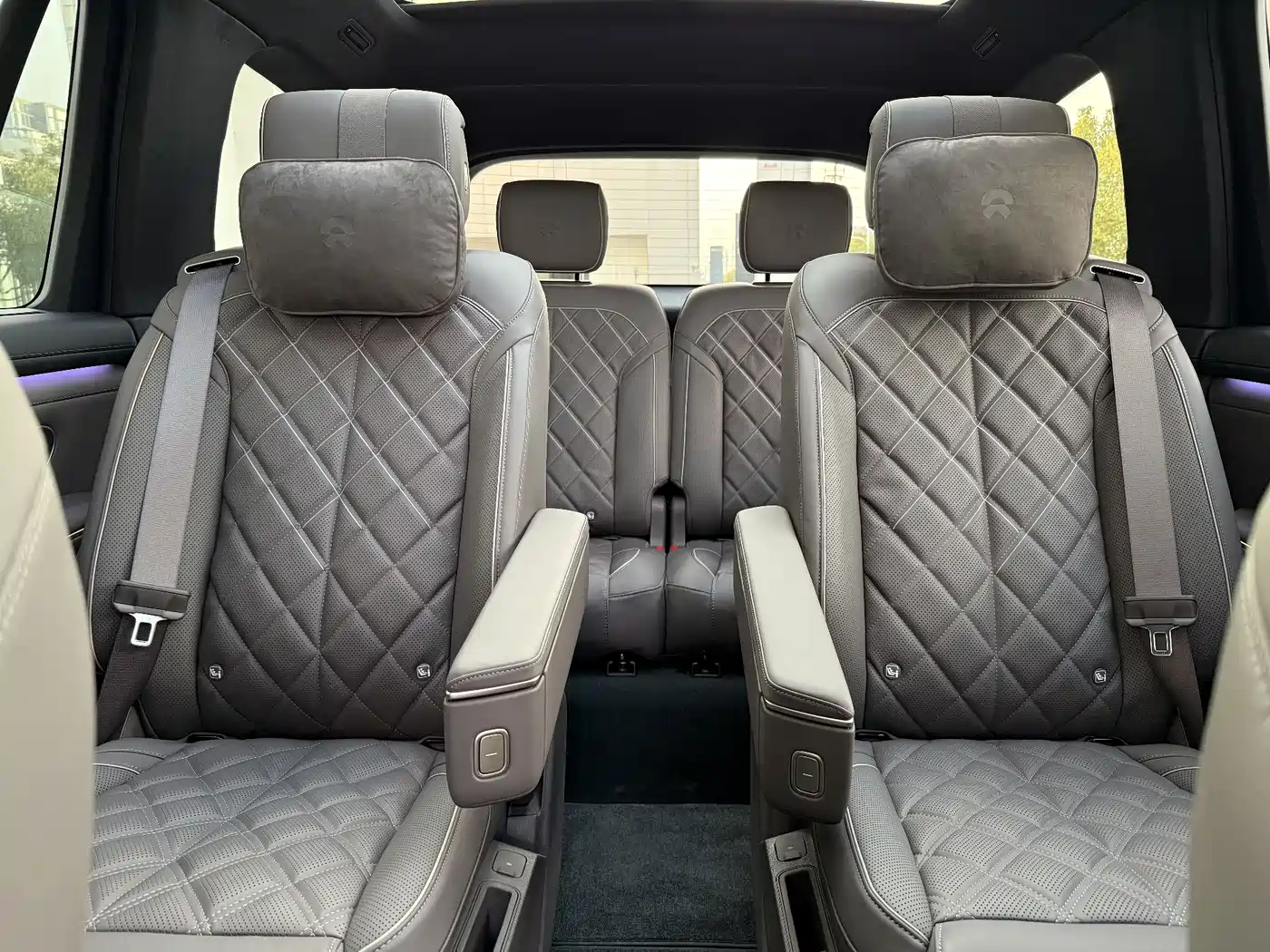 NIO ES8 2025 Model 6-Seat Executive Luxury Edition фото 16