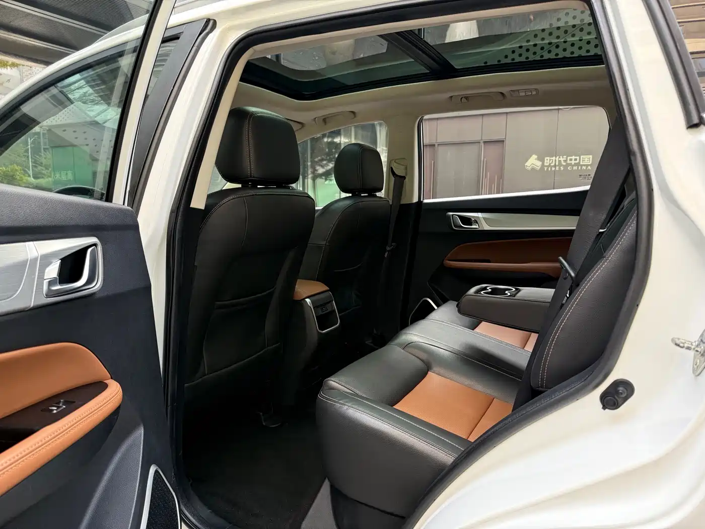 GEELY AUTOMOBILE VISION X6