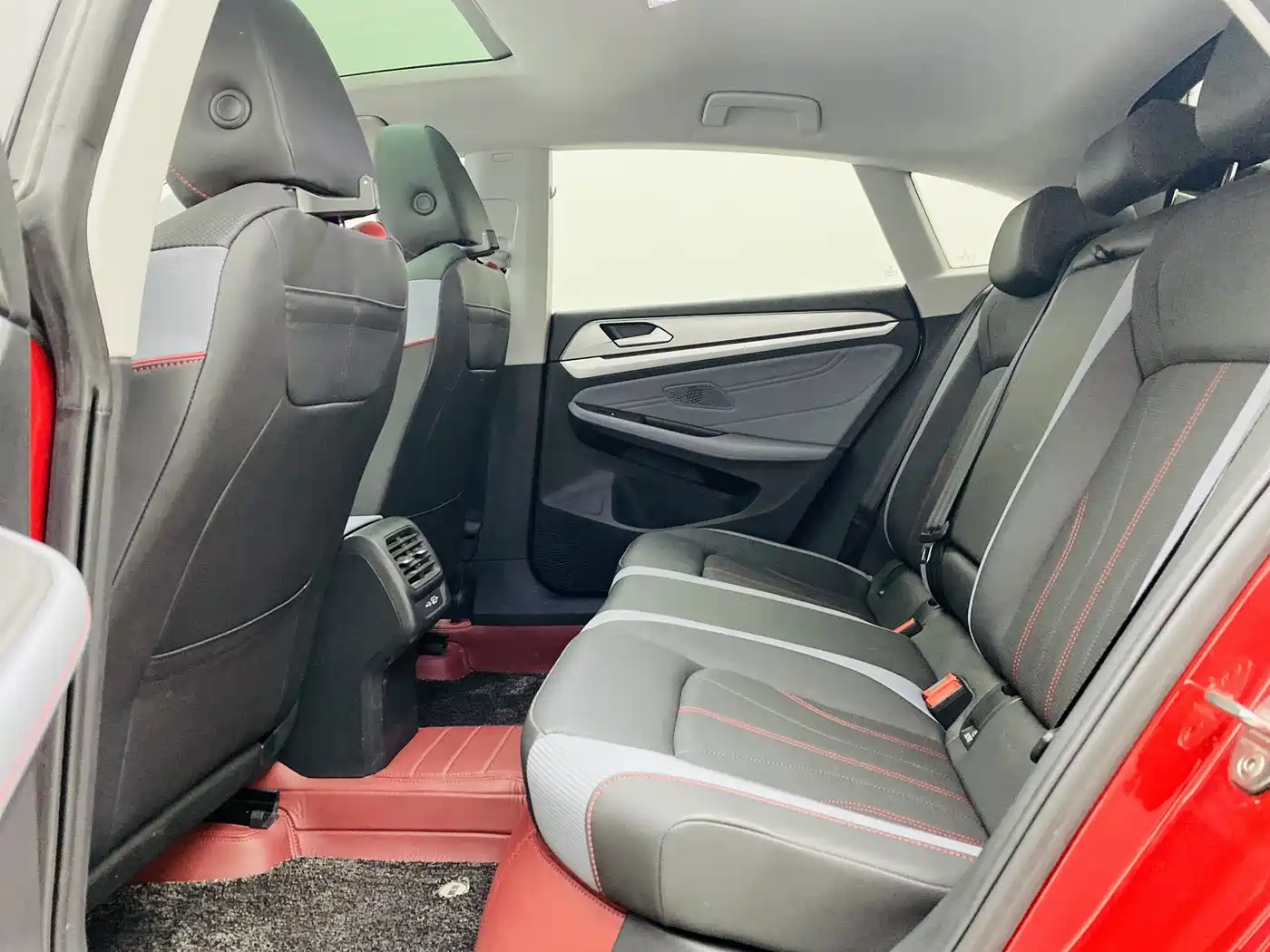 Volkswagen Lamando 2023 Lamando L 280TSI DSG Cool Edition фото 16