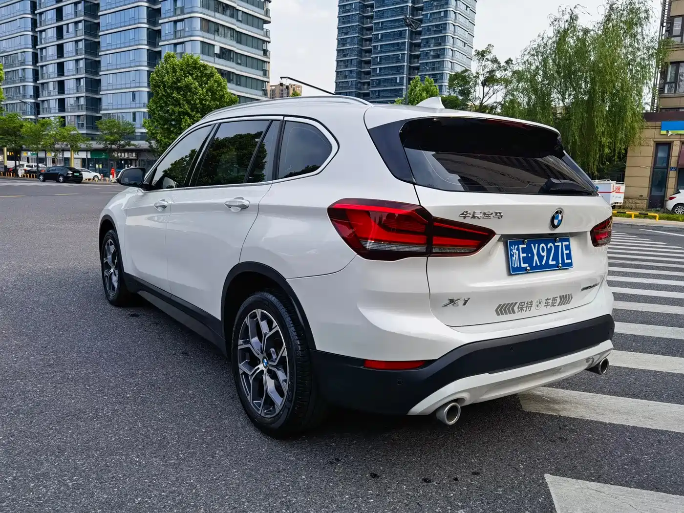 BMW X1 2022 sDrive25Li Leading фото 2