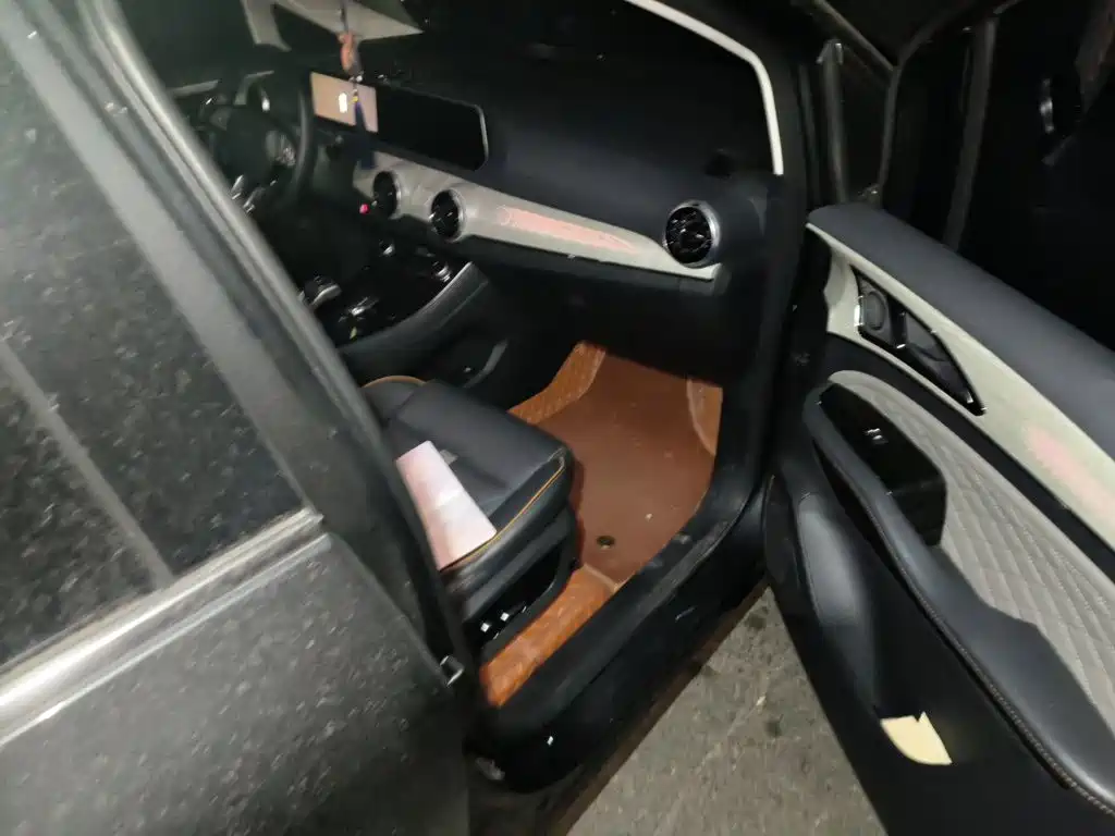 Dongfeng Fengxing Fengxing Yacht 2024 2024 1.5T DCT Ocean View Edition