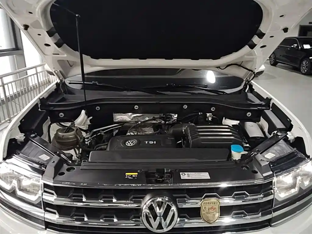 Volkswagen Teramont 2020 380TSI 4WD Luxury Edition China VI фото 20