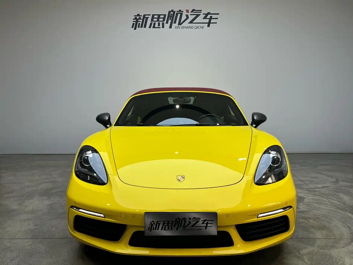 Porsche 718 2019 Boxster T 2.0T фото 3