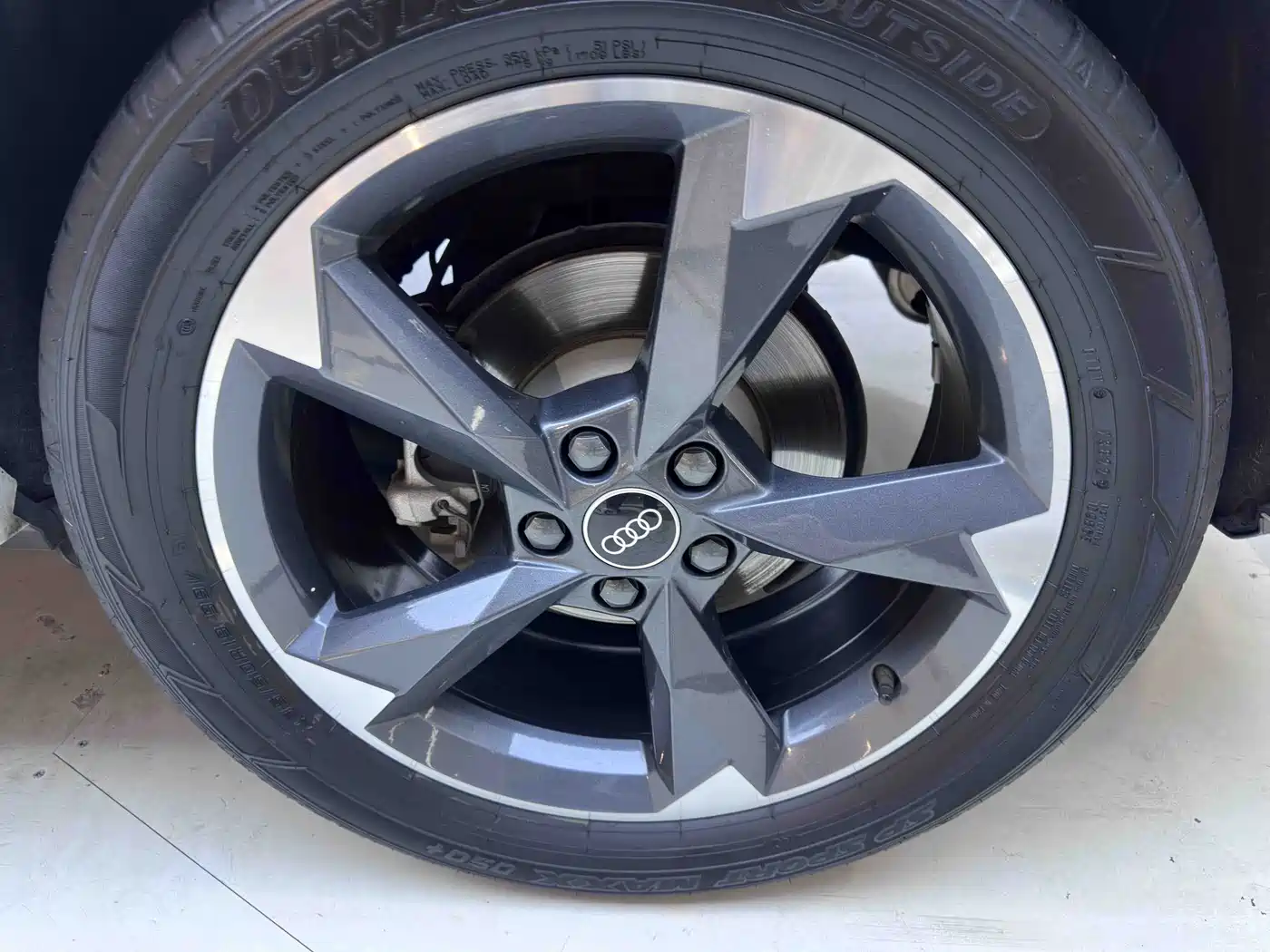 Audi Q3 2023 35 TFSI Fashion Dynamic (1.4T) фото 23