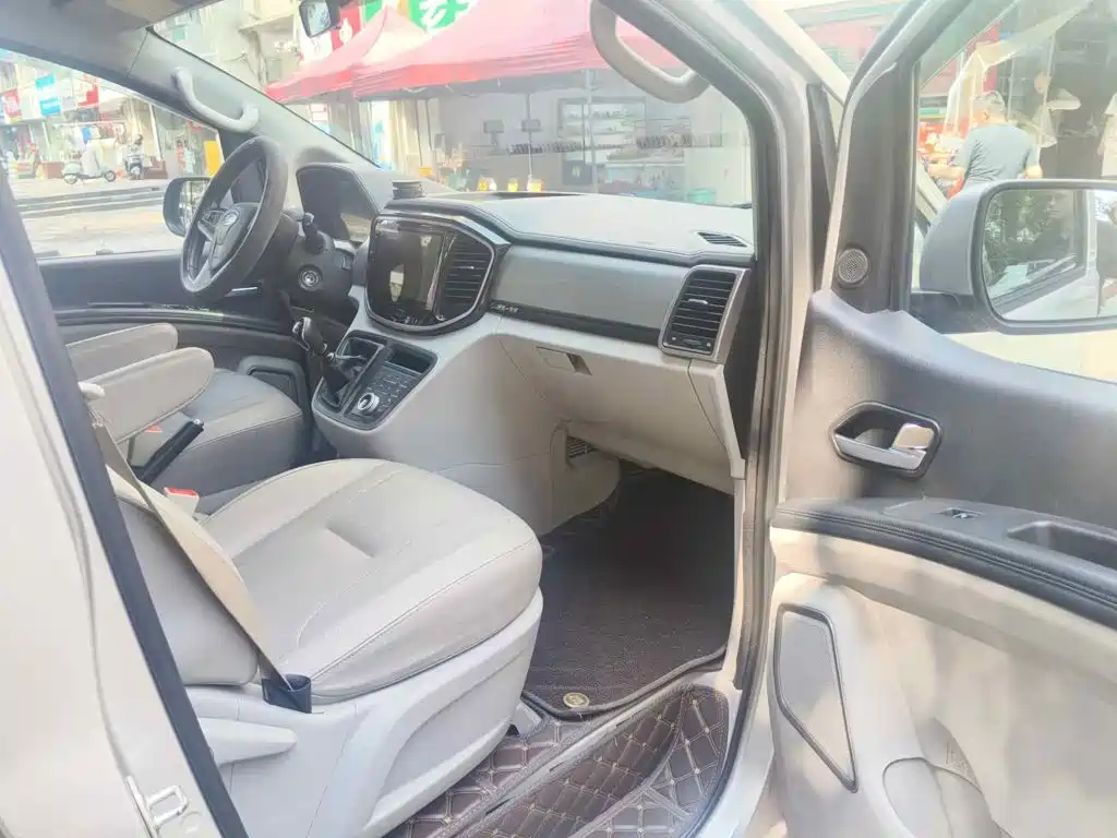 JAC Refine M4 2021 2020 2.0CTI Diesel Manual Sporty Style China VI