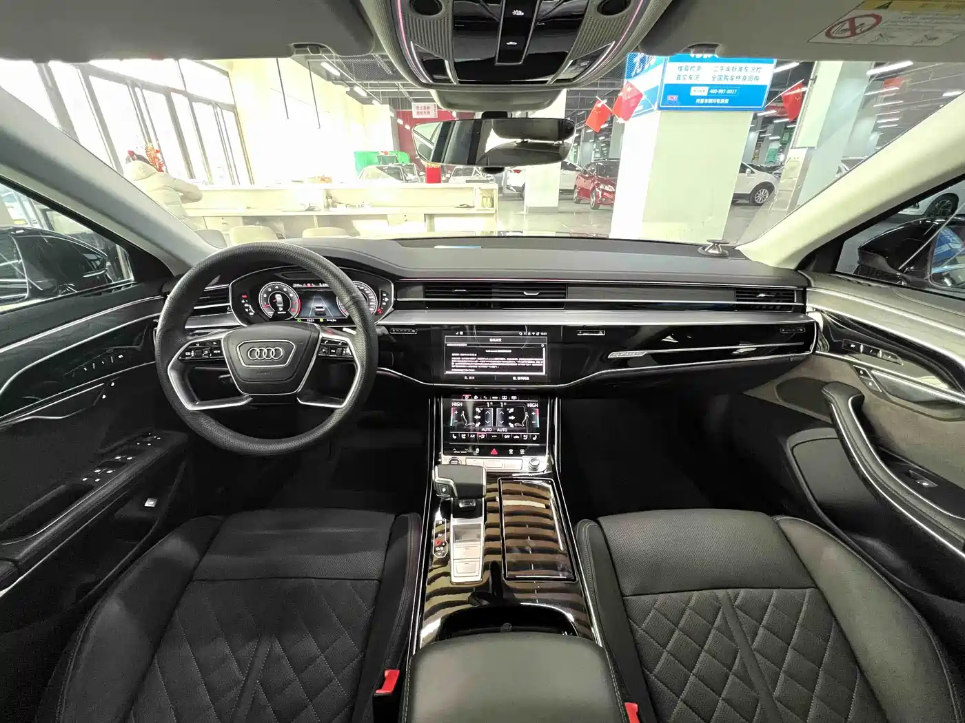 Audi A8 2025 A8L 50 TFSI quattro Exclusive Selection фото 10
