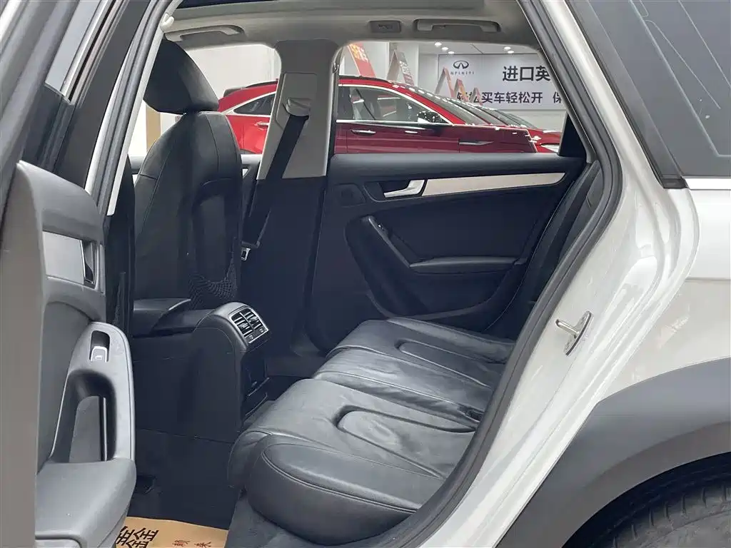 Audi A4 (Import) 2013 40 TFSI allroad quattro Comfort фото 11