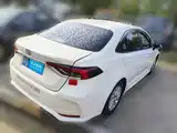 Photo 5 - Toyota Corolla